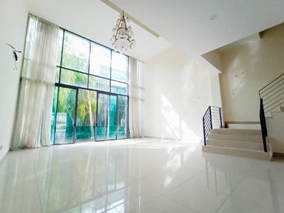 3 Storey SuperLink Reflexion Pool Villa with Private Roof Top Swimming Pool, Bandar Nusaputra Timur, Puchong South