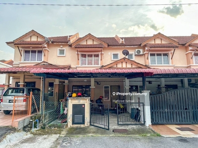 Double Storey Bandar Puncak Alam, Lorong Az zaharah