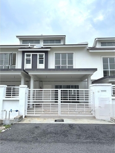 DOUBLE STOREY TERRACE HOUSE TAMAN DATO DEMANG @ SERI KEMBANGAN