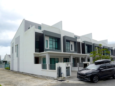 End Lot 2-Storey Terrace @ Taman Residensi Sungai Purun, Kajang