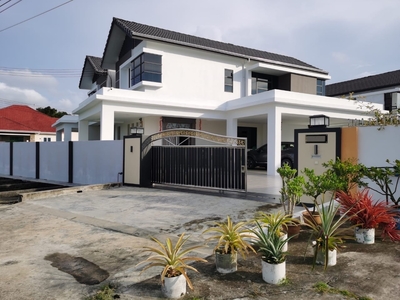 FOR RENT.Luak Residence Luxury Double Storey Semi Detached House