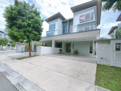 FREEHOLD 3 STOREY SEMI D CLUSTER PARKFIELD TROPICANA HEIGHTS KAJANG