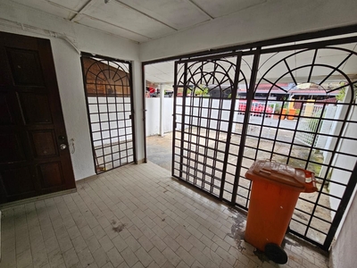 [NEAR TO LRT STATION] 2-storey Taman Mawar Puchong Perdana