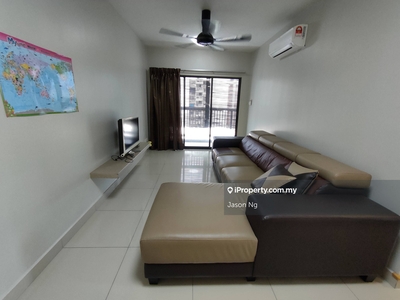 Non bumi unit, Corner Low floor Partly furnished 2-Car Park