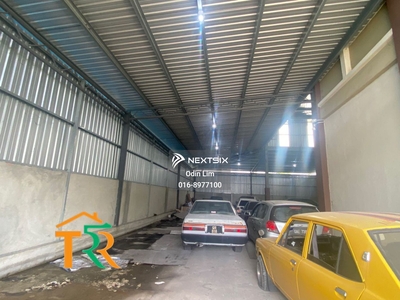 Stakan Double Storey Semi D Industrial Warehouse For Rent