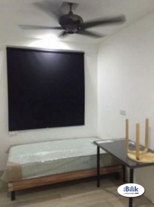 cushy Private Attached Bathroom Fully Furnished Middle Room at PJS 9, Bandar Sunway