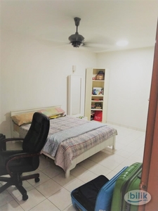 Middle Room For Rent In Palm Spring Kota Damansara Petaling Jaya