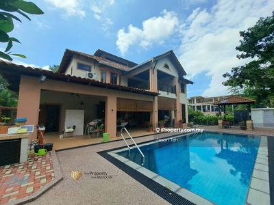 Bungalow with Pool for Sale at Tiara Golf Resort Melaka Ayer Keroh