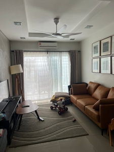Casa Idaman Condominium Jalan Ipoh / Sentul For Rent Partly furnished KLCC View Ready move in Kitchen cabinet