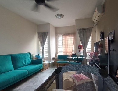 D'kiara Apartment Wawasan Puchong 905sf 3 rooms 2 baths for Sale