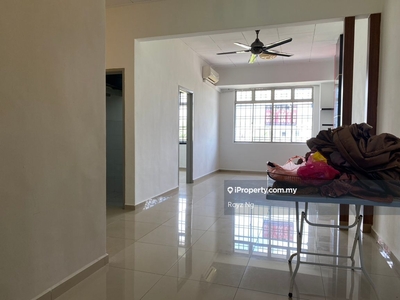 Ehsan Jaya Shop Apartment 3 Rooms Partially Furnished