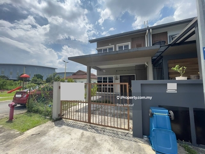 End Lot Double Storey House, Kampung Bukit Naga Seksyen 32 Shah Alam