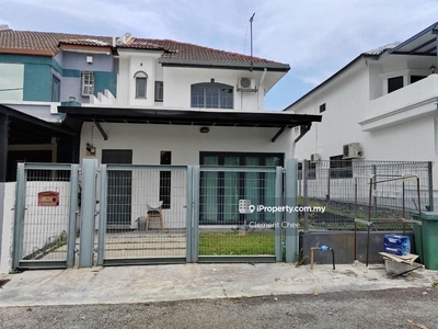 Fully Renovated Endlot for Sale at USJ 13