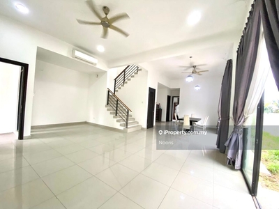 Partly Furnished Freehold Double Storey Semi-D 4 Bed 4 Bath