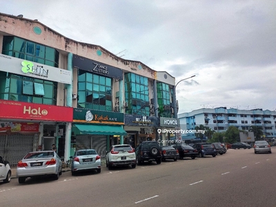 Shop lot Town area kluang for sell
