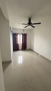Subang West Alam Sanjung Partially Furnih Unit For Sale