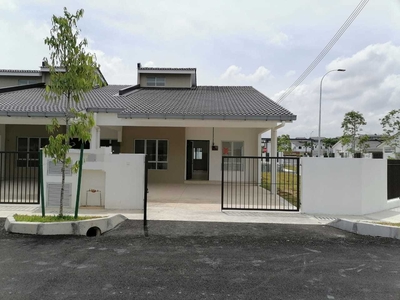 1 Storey Terrace Corner Lot For Rent @ Taman Iringa Bayu , Seremban