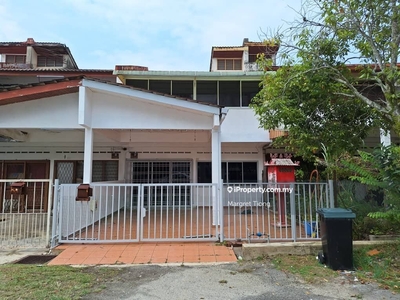 2storey house air putih partly furnish for rent