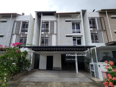 3 Storey Hyperlink Terrace Duta Villa, Precinct 14, Putrajaya