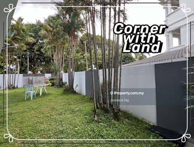 Corner freehold gated Facing Open Fully reno ready move in Puchong