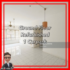 Ground floor / Refurbished / Freehold /