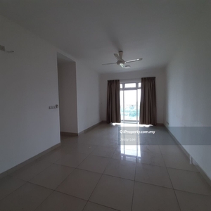 High rental income 2 bedrooms town area