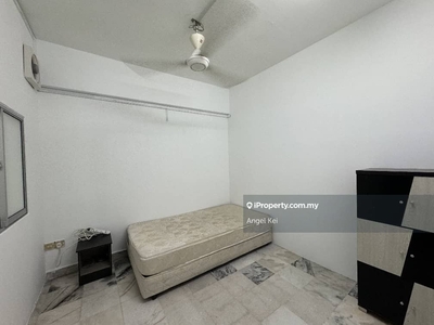 Small room for rent at Seri Mas condo Cheras Permaisuri