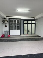 Bandar Putra Kulai single storey house For rent