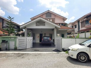 Bungalow Bandar Enstek, Negeri Sembilan For Rent