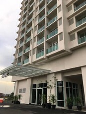 Partially Furnished Mutiara Ville Condo Near to MMU and Tamarind For Rent