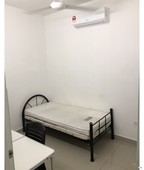 Nice, Clean, Super Convenient location Single Room at TTDI, KL