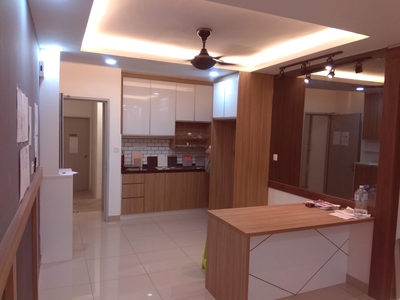 Fully Beautiful Renovated Sentrovue Service Apartment Puncak Alam