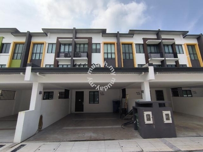 Bintang Residence 3Storey Townhouse for Sale
