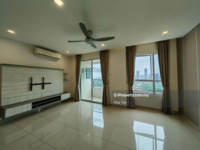 Block D Fully Furnished Unit for Sell (3 Car Parks)