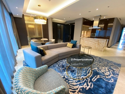 Branded residence at klcc , 5star hotel service , fully furnished