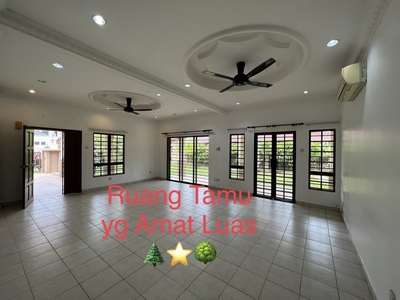 Double Storey Corner Link House @ Bukit Jelutong, Shah Alam For Sale