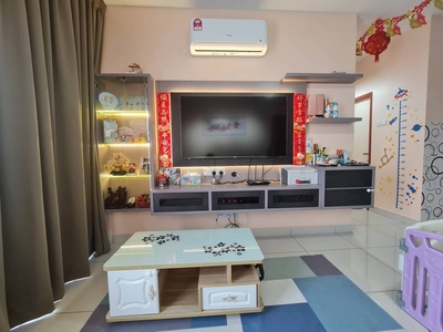 Koi Suites Condominium, Taman Mas, Puchong, Semi Furnished