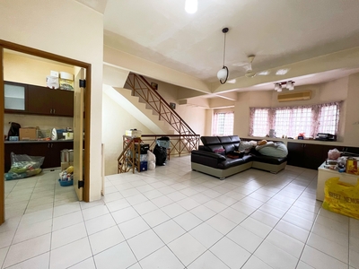 Super Cheap / Freehold / 2.5 Storey / Gated Guarded