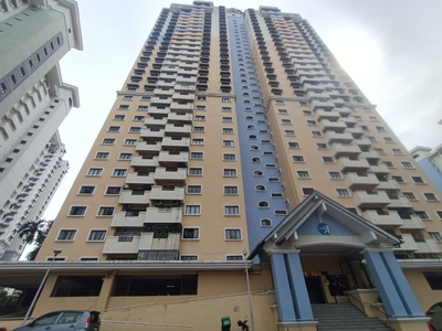 Vista Komanwel Condominium For Rent