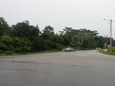 130ac Freehold land facing main road near Seremban