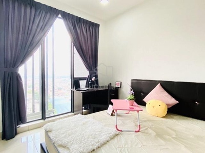 air cond room for rent in you vista near MRT Taman Suntex 1 month depo