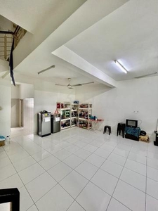 Dato Onn Perjiranan 12 @ Double Storey House (22x70 Bigger Type)