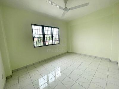 Desa Dua Apartment | Kepong | Newly painted | Medium Room
