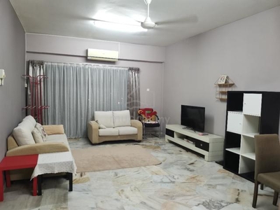Fully Furnished 2 Bedroom 2 Bathroom @ Petaling Indah Condo For Rent