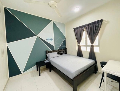 Medium Room for rent at Suria Jelatek Residence