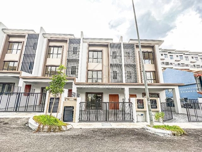 NEW HOUSE 3 Storey Link House (Type A) Nassim Heights Ukay Perdana