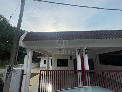 Taman Negeri renovated corner house