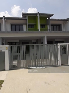 2 storey partly furnished M Auna Rawang for rent