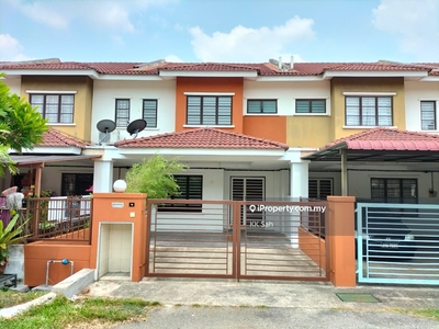 2 Storey Terrace House @ Taman Reko Mutiara Kajang. Good Condtion !!