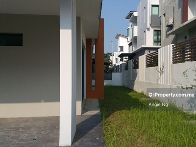 3 Storey Semi D Sunville Sg Long @ Kajang With Private Lift For Sale